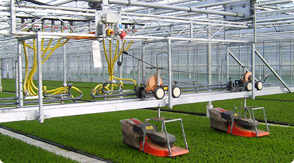 Hängegießwagen mit Stutzmaschine Hängegießwagen mit Stutzmaschine